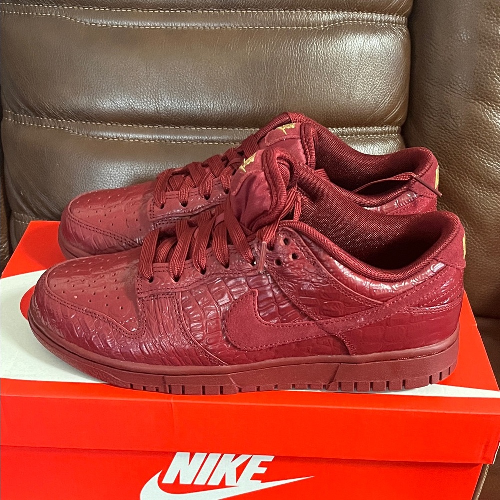 Nike Women’s Dunk Low SS